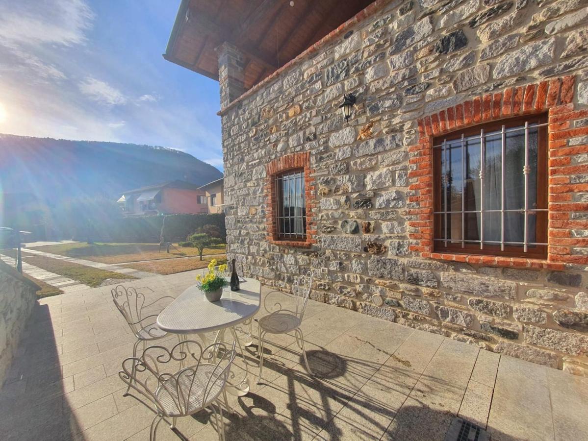 Residenza Gelsomino แวร์บาเนีย ภายนอก รูปภาพ